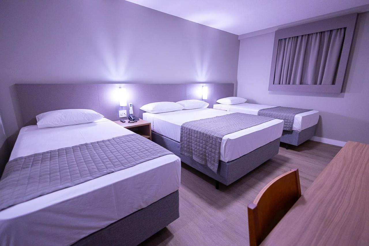 Hotel Caiua Блуменау Екстер'єр фото
