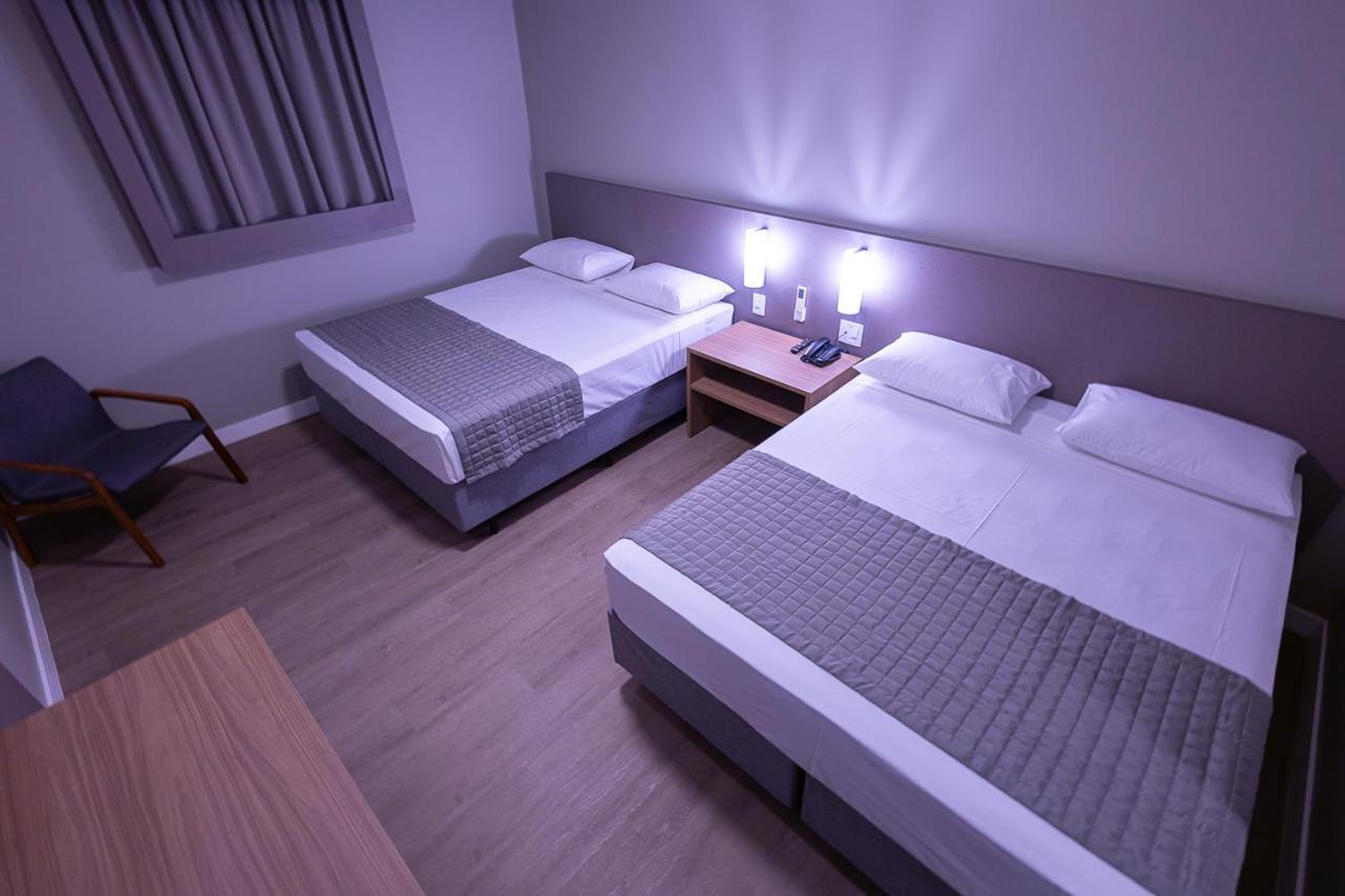 Hotel Caiua Блуменау Екстер'єр фото