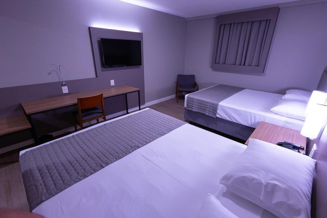 Hotel Caiua Блуменау Екстер'єр фото