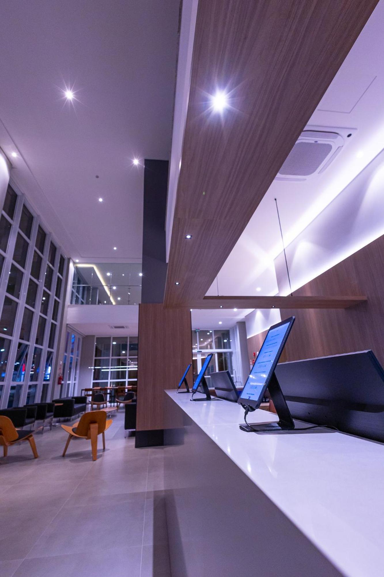 Hotel Caiua Блуменау Екстер'єр фото