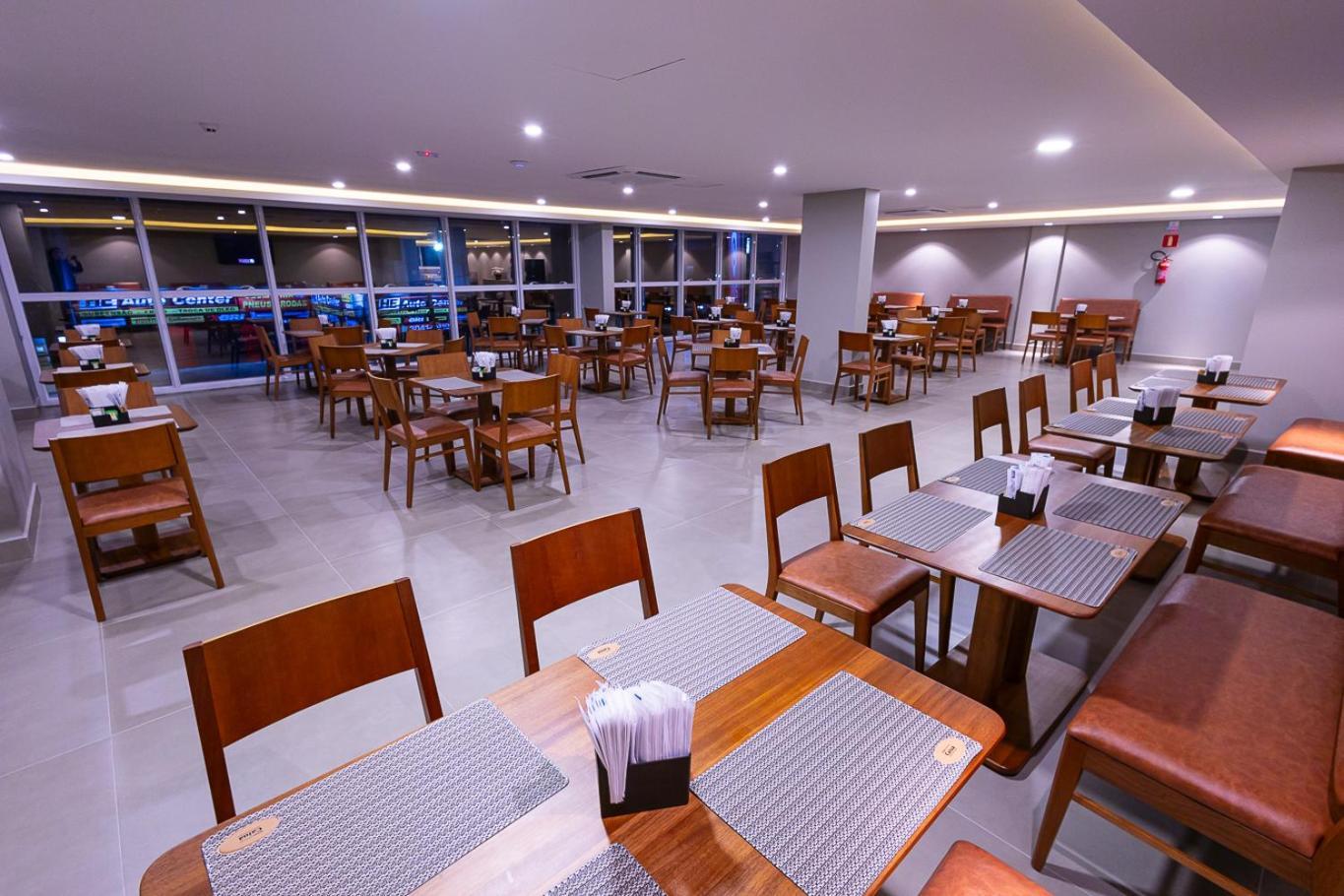 Hotel Caiua Блуменау Екстер'єр фото
