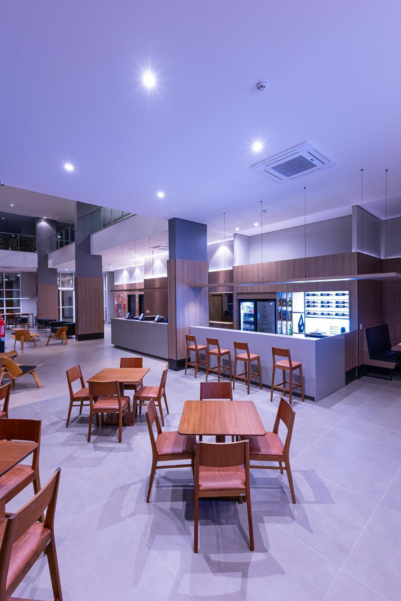 Hotel Caiua Блуменау Екстер'єр фото