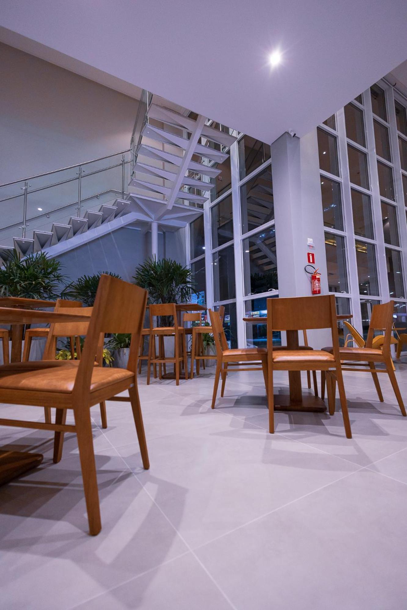 Hotel Caiua Блуменау Екстер'єр фото