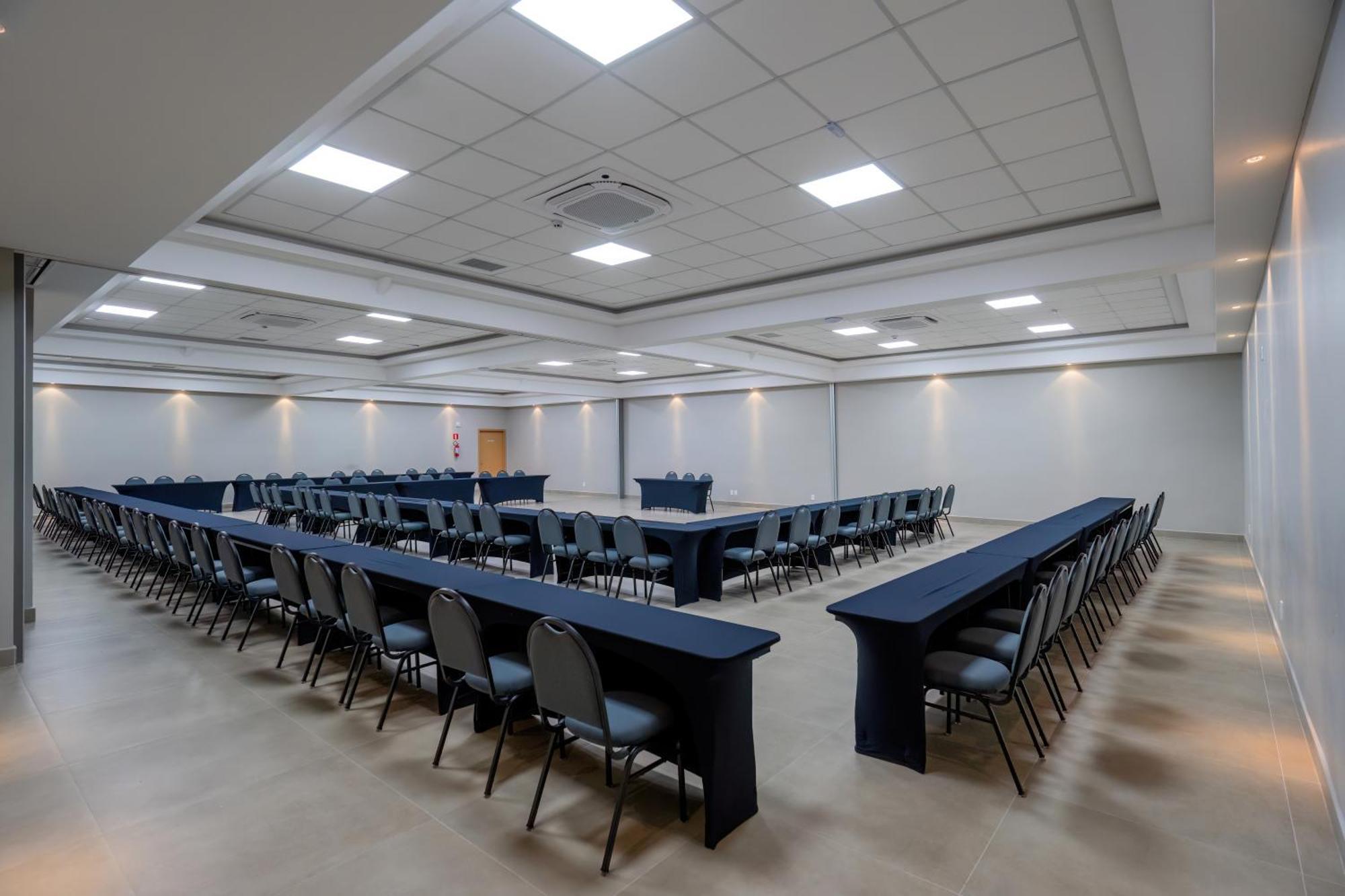 Hotel Caiua Блуменау Екстер'єр фото